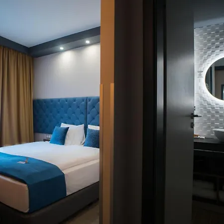 Palatinus Szálloda 4*